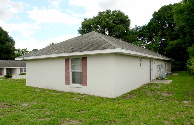 1151-1153 W Minneola Ave in Clermont, FL - Building Photo - Building Photo