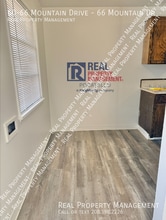 60-66 Mountain Dr in Pocatello, ID - Building Photo - Building Photo
