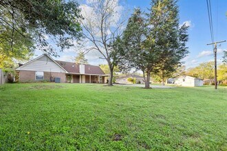1519 Everitt St in Navasota, TX - Building Photo - Building Photo