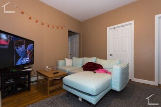 6-8 Glenville Ave in Boston, MA - Building Photo - Building Photo