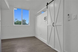 1620 NW 18th St in Miami, FL - Building Photo - Building Photo