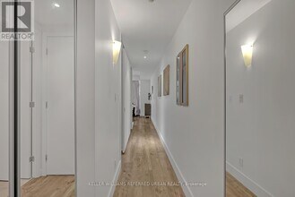 36 Blue Jays Way in Toronto, ON - Building Photo - Building Photo