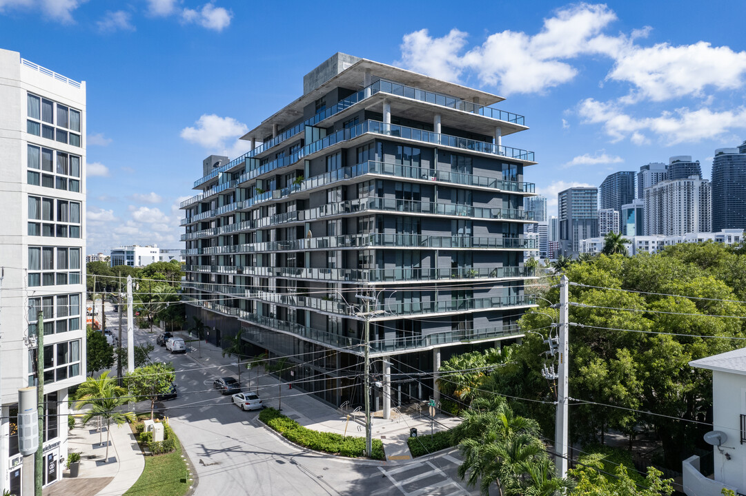 Cassa Brickell in Miami, FL - Foto de edificio