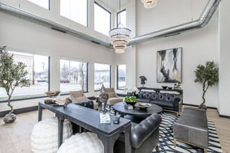 Silver Lake Crossing in Rochester, MN - Building Photo - Interior Photo