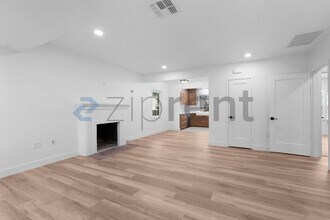 2633 16th St in Sacramento, CA - Building Photo - Building Photo