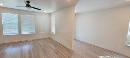 11468 S Old Cedar Dr in South Jordan, UT - Building Photo - Building Photo