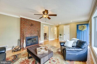 611 Center Dr in Severna Park, MD - Building Photo - Building Photo
