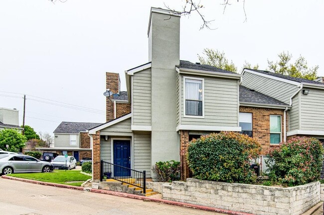 property at 2018 W Rundberg Ln