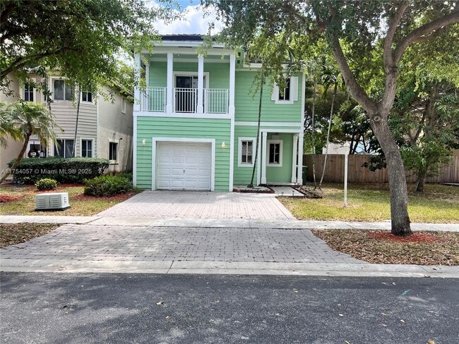 3358 NE 4th St in Homestead, FL - Building Photo - Building Photo
