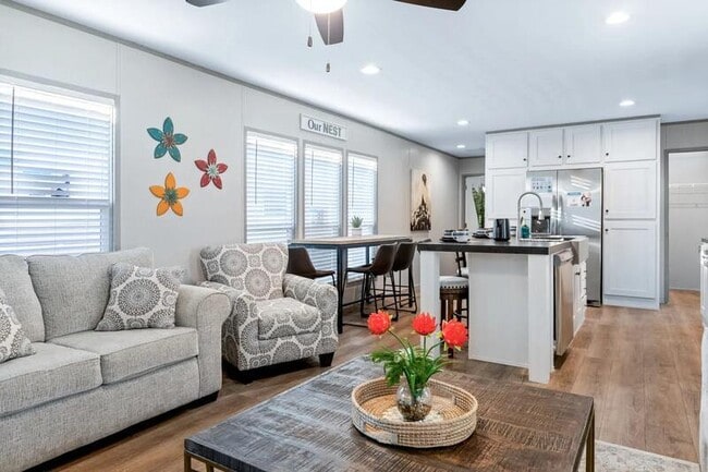 property at 5108 Caicos Calle