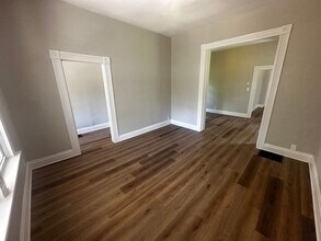 1413 Ridenbaugh St in St. Joseph, MO - Building Photo - Building Photo