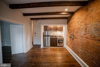 1904 Spruce St in Philadelphia, PA - Building Photo - Building Photo