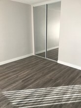 10214 Darby Ave, Unit 1 in Inglewood, CA - Foto de edificio - Building Photo