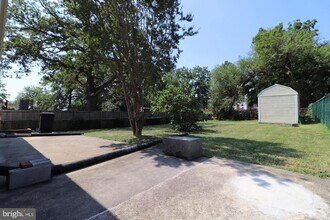 817 Chillum Rd in Hyattsville, MD - Building Photo - Building Photo