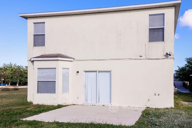 10710 Navigation Dr in Riverview, FL - Foto de edificio - Building Photo