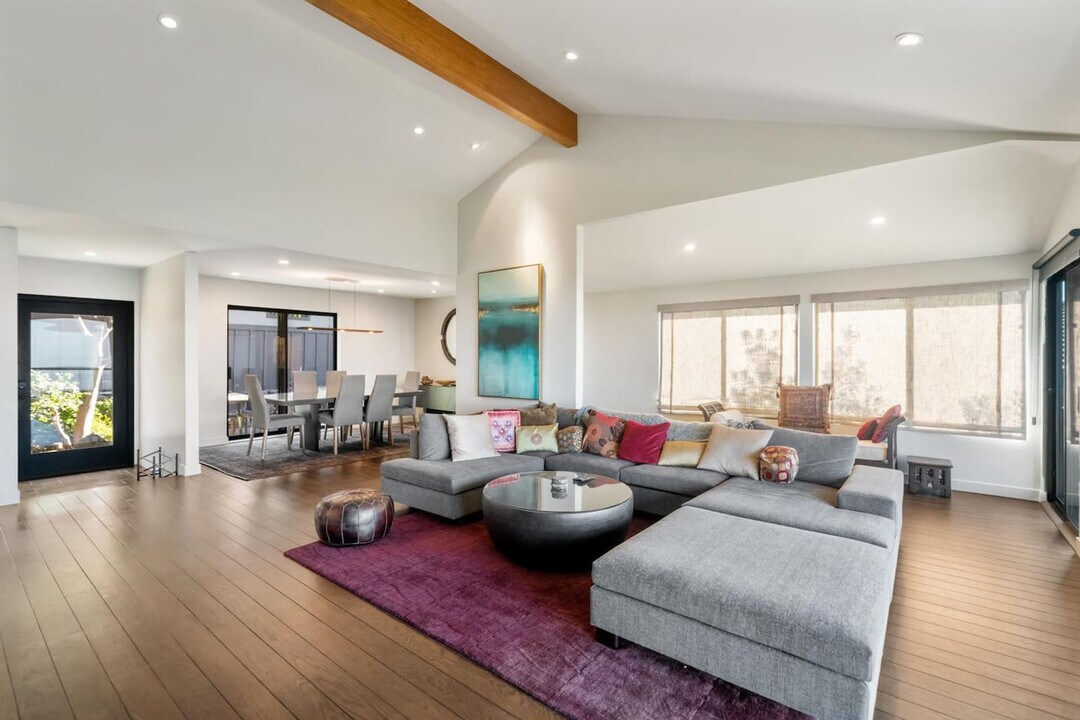 22 Gravatt Dr in Berkeley, CA - Building Photo