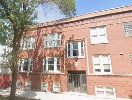 3138 W School St in Chicago, IL - Building Photo
