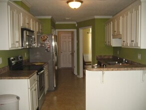 2057 Lake Forest Dr in Grovetown, GA - Building Photo - Building Photo