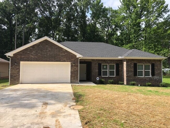 108 Pineview Ave