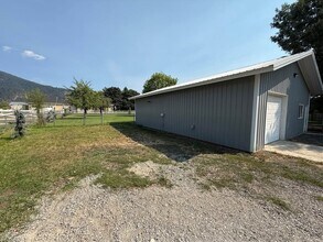 1231 E Dalton Ave in Dalton Gardens, ID - Building Photo - Building Photo
