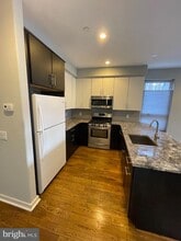 1105 Mt Vernon St in Philadelphia, PA - Building Photo - Building Photo