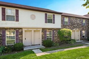 3047 Bethel Rd in Columbus, OH - Building Photo