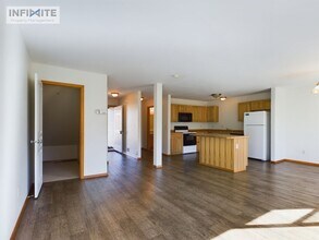 172 E Magnolia Dr in Belgrade, MT - Building Photo - Building Photo