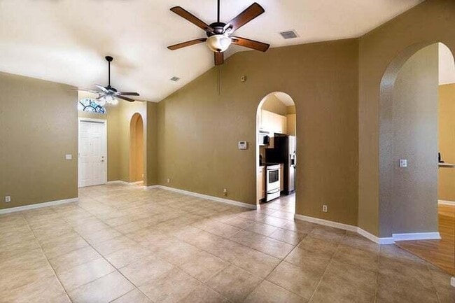6312 Spring Lake Terrace in Fort Pierce, FL - Building Photo - Building Photo