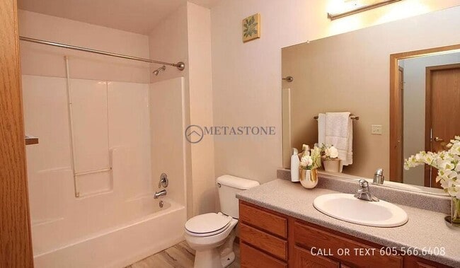 property at 4107 S Plateau Trail