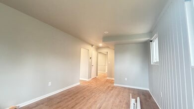 13020 Estelle Rd in Silver Spring, MD - Foto de edificio - Building Photo