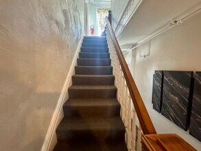 4451 Highridge St in Pittsburgh, PA - Building Photo - Building Photo