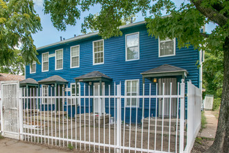 1724 Pear Street in Dallas, TX - Building Photo - Other