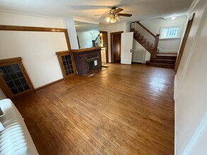 1729 Woodland Ave in Duluth, MN - Building Photo - Building Photo