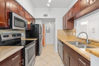 11661 W Atlantic Blvd in Coral Springs, FL - Building Photo - Building Photo