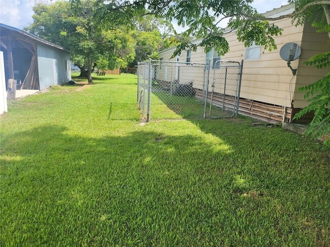 1634 Dolphin Dr, Unit 356 in St. Cloud, FL - Building Photo - Building Photo