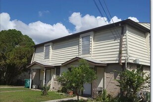 510 W Byrd Blvd in Universal City, TX - Building Photo