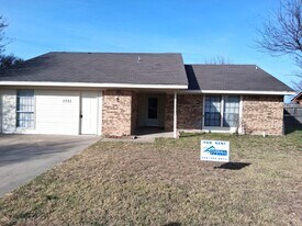 1701 Lenox Ave in Killeen, TX - Building Photo