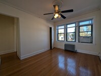 4536 N Leavitt St, Unit 3 in Chicago, IL - Building Photo - Building Photo