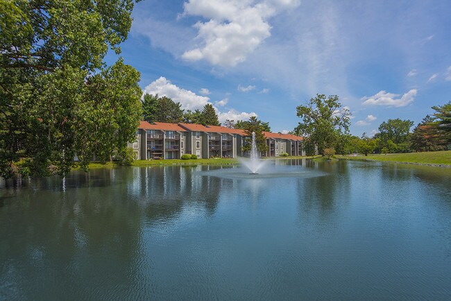 The Pines of Cloverlane Apartments in Ypsilanti, MI - Building Photo - Building Photo