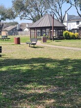 8974 N Deer Meadow Dr in Houston, TX - Building Photo - Building Photo