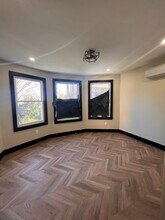 283 Monticello Ave, Unit Ground in Jersey City, NJ - Foto de edificio - Building Photo
