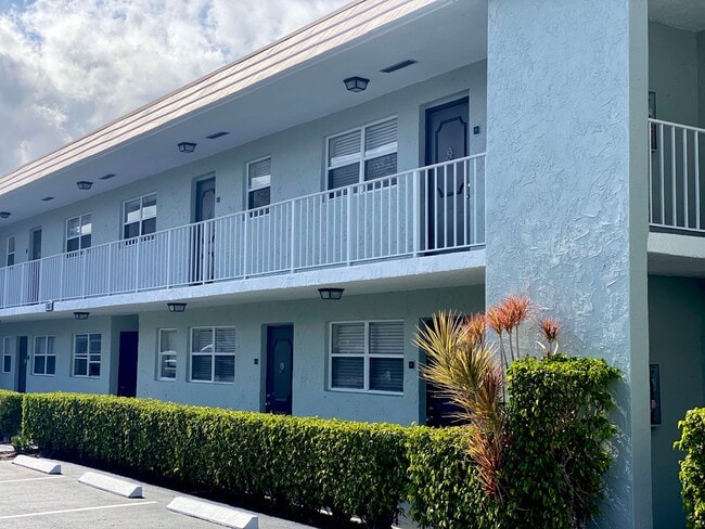 Sabal Palms Apartment Homes