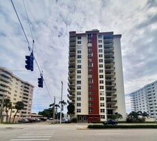 1501 S Ocean Dr in Hollywood, FL - Building Photo