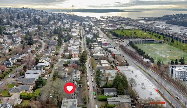 3030 14th Ave W in Seattle, WA - Building Photo - Building Photo