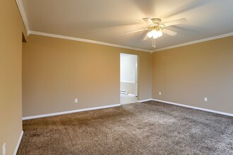 1341 Scenery Dr in Mechanicsburg, PA - Building Photo - Building Photo