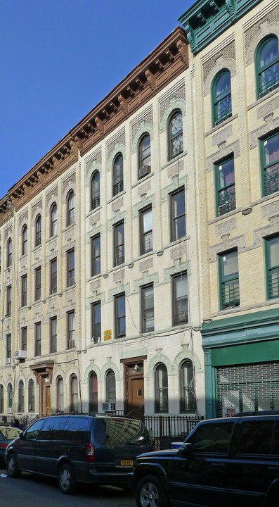 1239 Halsey St in Brooklyn, NY - Building Photo