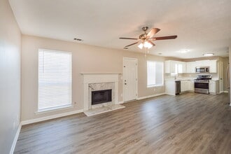 95 N Greenfield Cir in Covington, GA - Building Photo - Building Photo