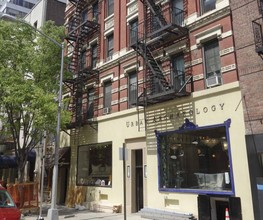 239 E 58th St in New York, NY - Building Photo - Building Photo