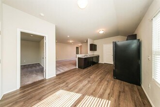 2204 Dillards Dr in Chickasha, OK - Foto de edificio - Building Photo