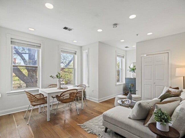 115 Rhode Island Ave NW, Unit 3 in Washington, DC - Foto de edificio - Building Photo